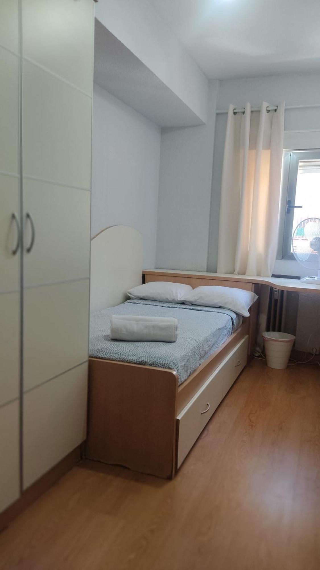 Habitacion Individual Con Bano Y Cocina Compartida 호텔 마드리드 외부 사진
